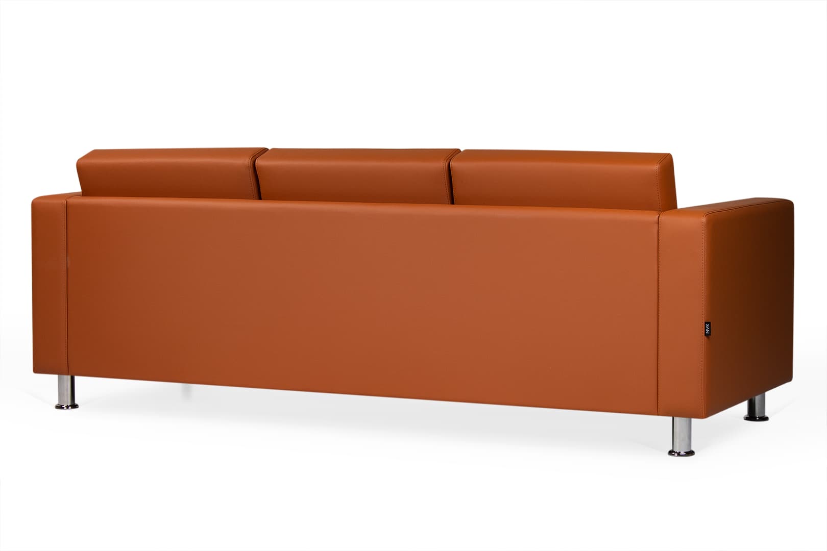 Классические пропорции. Оптимальная высота спинки и подлокотников обеспечивает комфорт и формирует аккуратный внешний вид