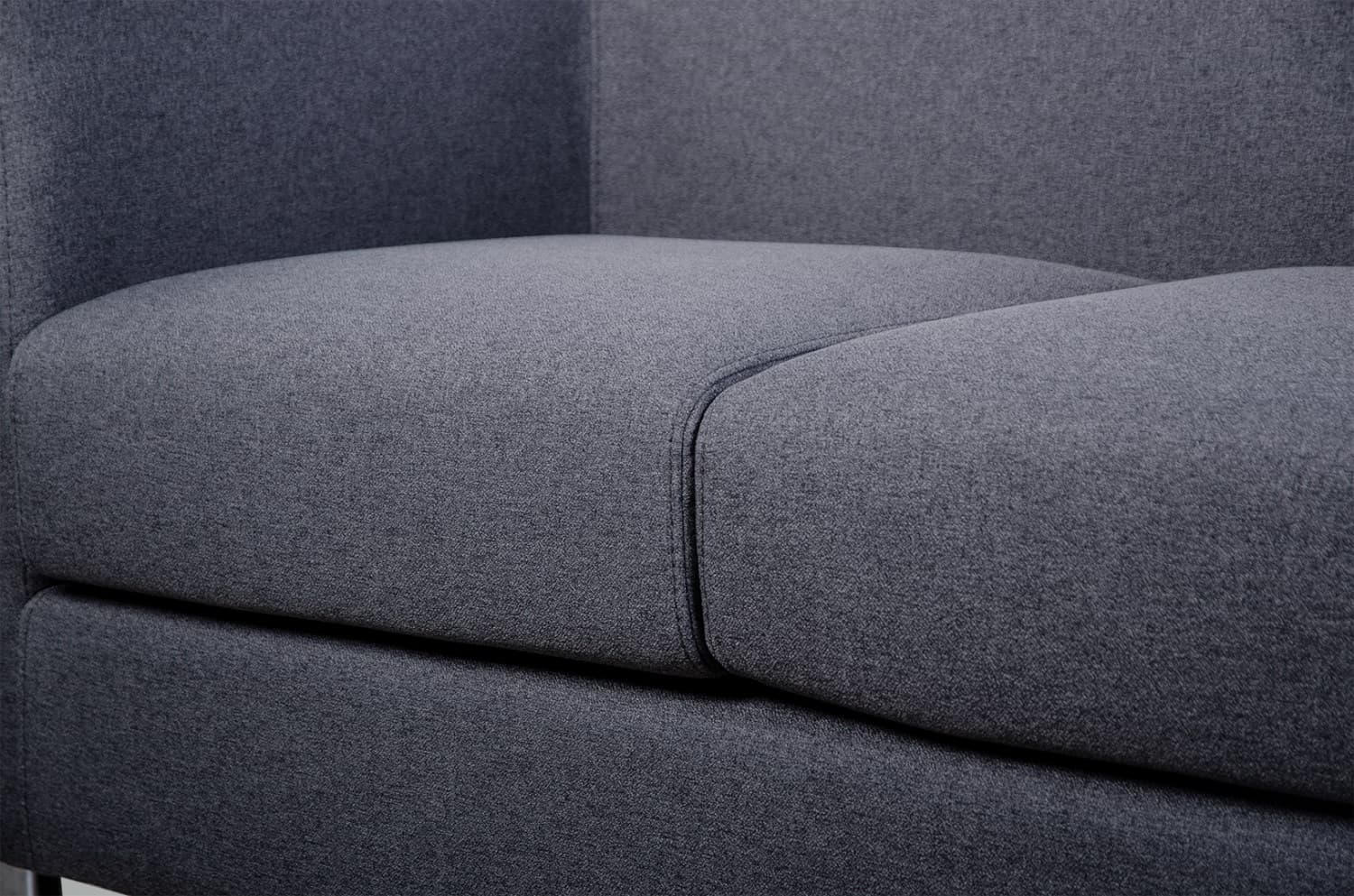 Мягкие подушки сидений обеспечивают расслабленное удобство